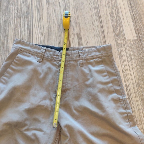 Volcom Shorts Khaki Flat Front Men's Size 29 Knee Length Bermuda Chinos - Picture 4 of 6